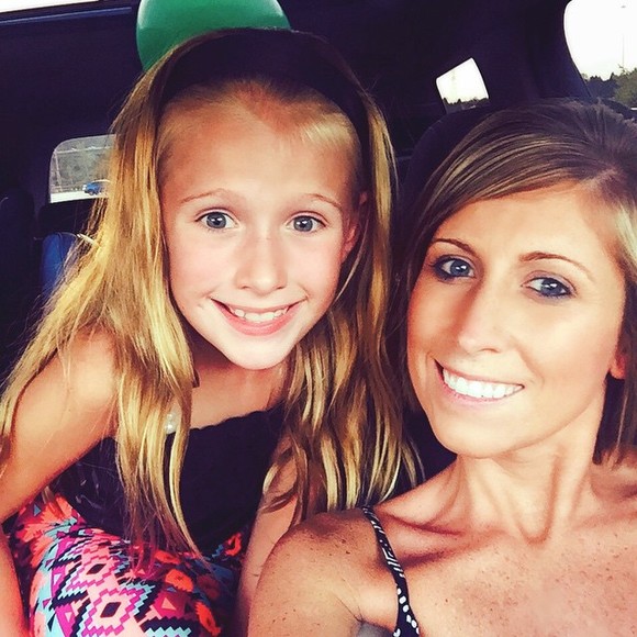 Meet your Posher, Tara - Picture 1 of 1